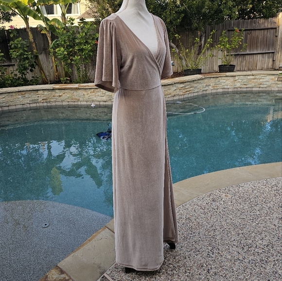 BALTICBORN velvet wrap Deep V Neck Velvet Prom Dress Short Sleeves Long Brides M - Picture 6 of 16